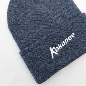 Bonnet en tricot brodé Kokanee